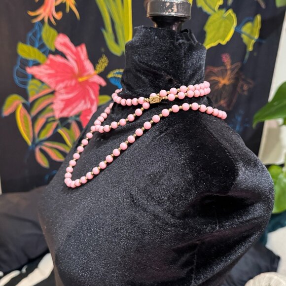 Vintage Beaded Necklace, Rope Length, Box Clasp, Pink & Gold Tone - Picture 5 of 15